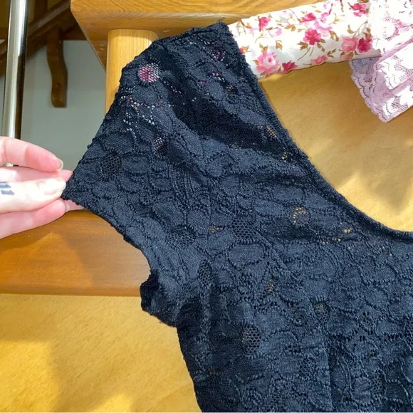 Sheer Black Lace Peplum Top - Picture 3 of 10